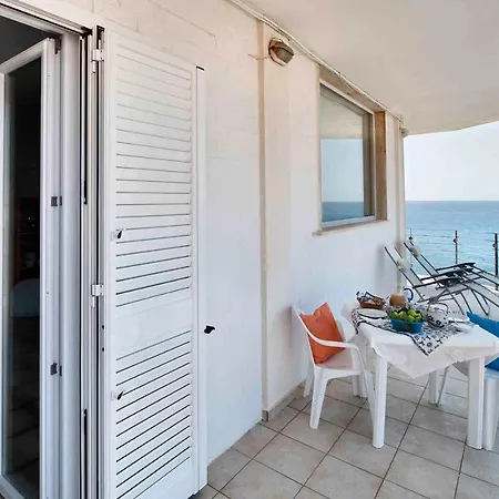 Overlooking The Sea With A View Of Old And The Whole Bay * Gallipoli